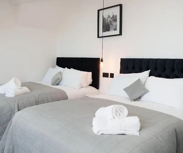 Holiday home Kitchener House